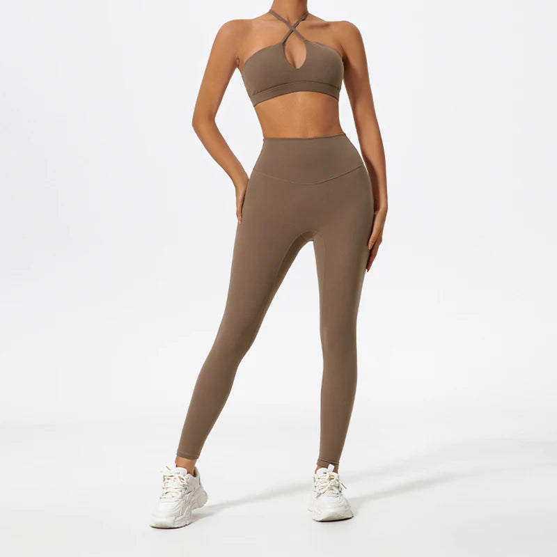 Two-Piece Women's Sports Crossover Yoga Set