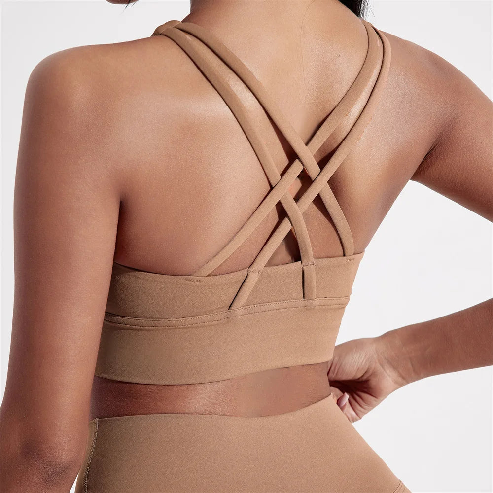 Women's solid color cross back sports bra