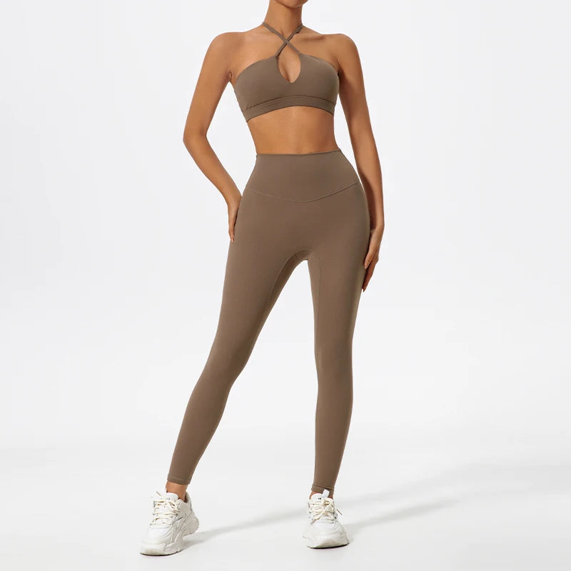 Two-Piece Women's Sports Crossover Yoga Set