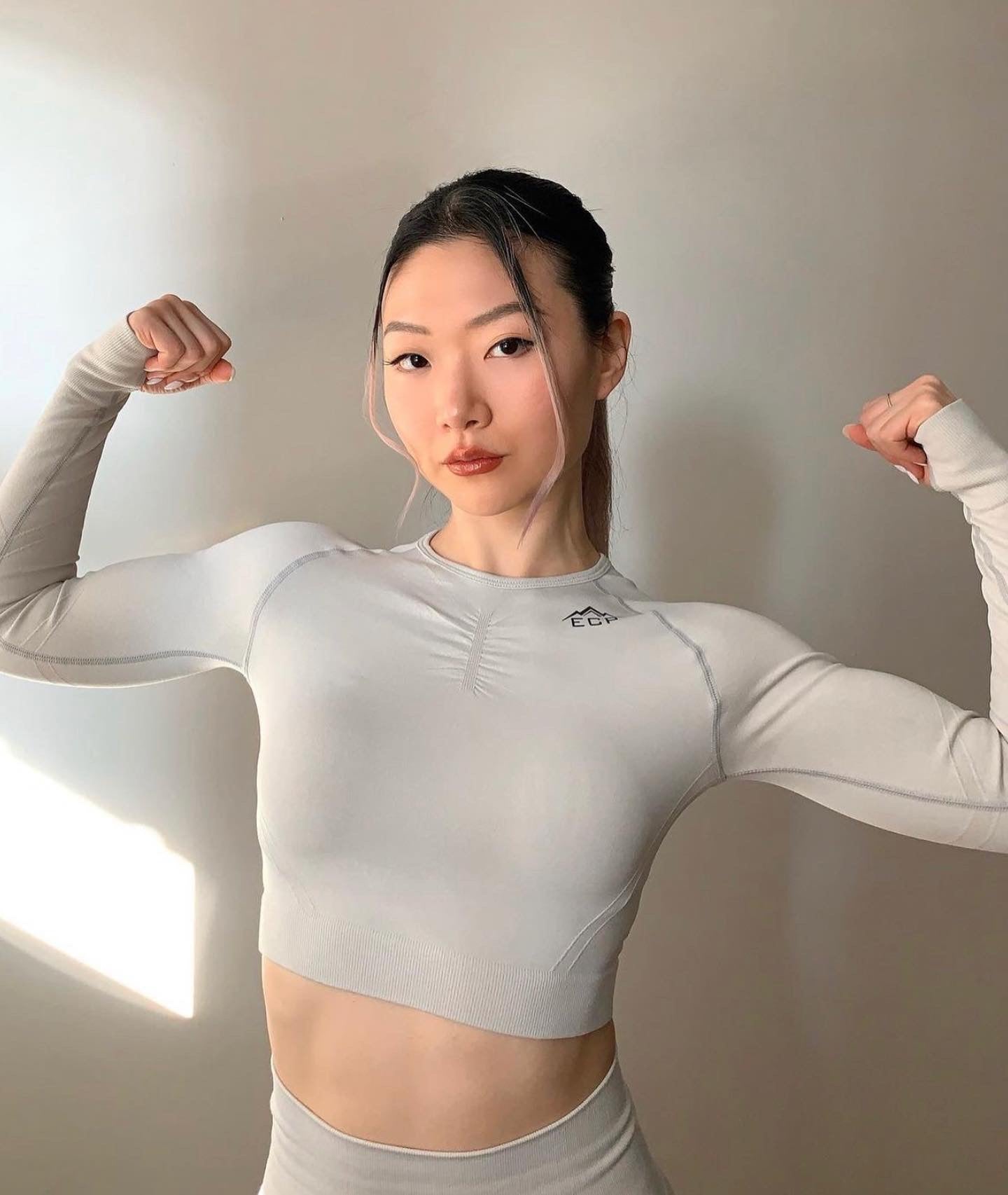 Auxxilus Women's long sleeve yoga set