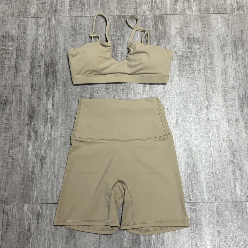Two-Piece Women's Sports Crossover Yoga Set